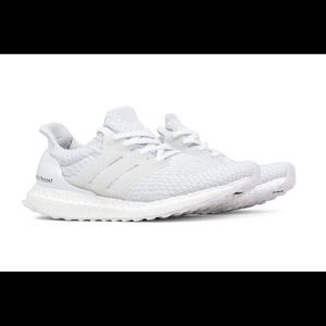 Women’s 7.5 Adidas Ultraboost White
